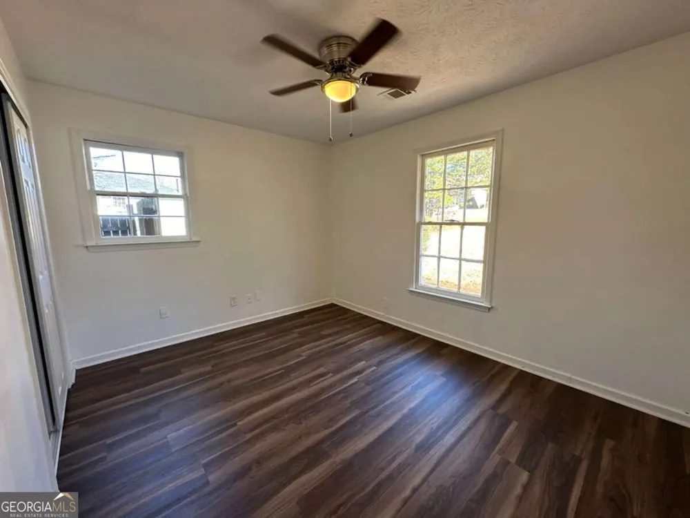 5172 Ridge Forest DR Stone Mountain, GA 30083