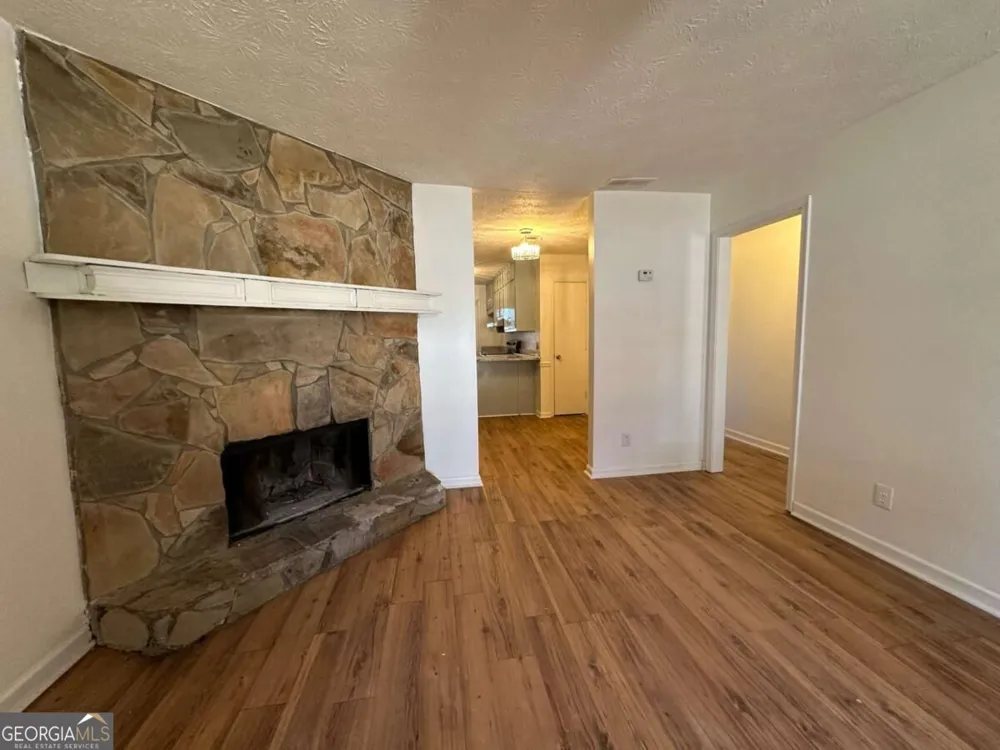 5172 Ridge Forest DR Stone Mountain, GA 30083