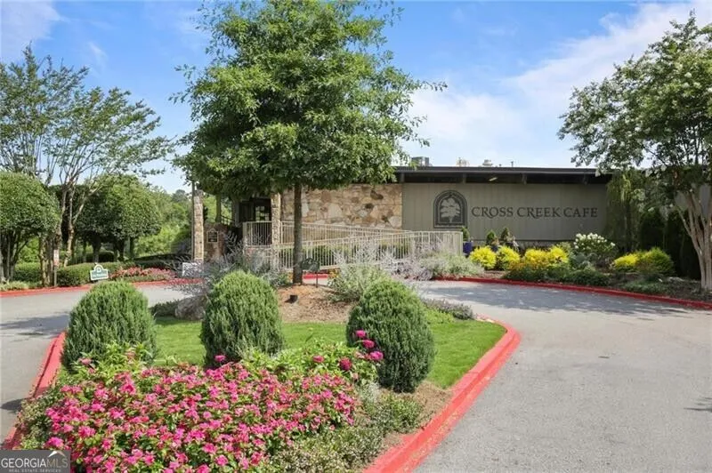 122 Woodmere SQ NW Atlanta, GA 30327