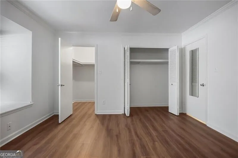 122 Woodmere SQ NW Atlanta, GA 30327