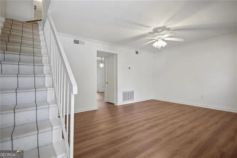 122 Woodmere SQ NW Atlanta, GA 30327