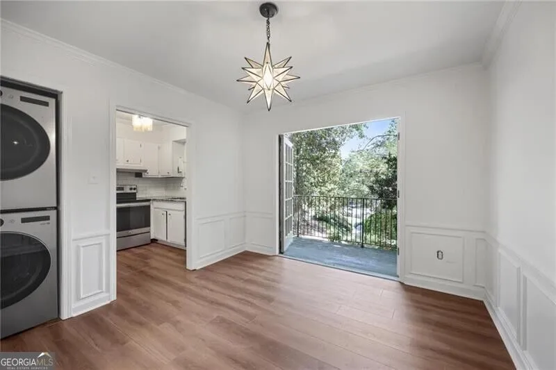 122 Woodmere SQ NW Atlanta, GA 30327