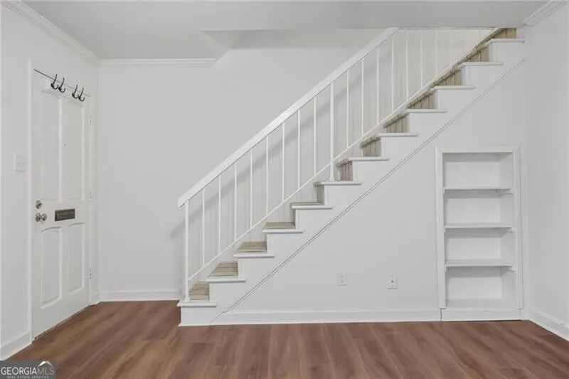 122 Woodmere SQ NW Atlanta, GA 30327