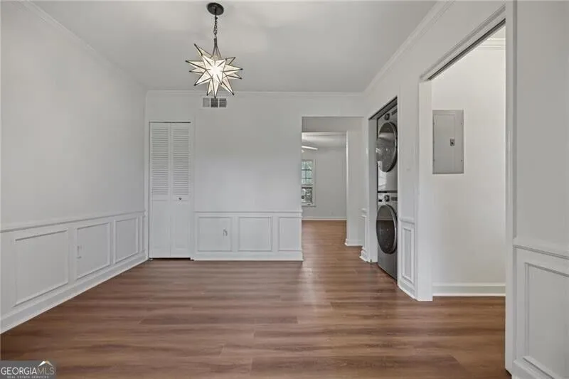 122 Woodmere SQ NW Atlanta, GA 30327