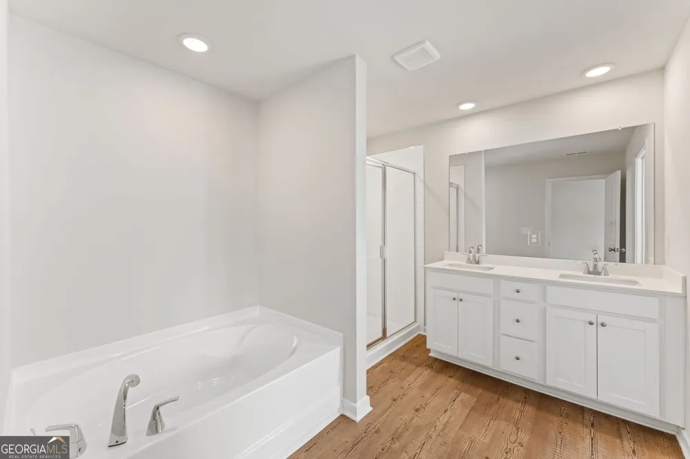 7477 Clover LN Flowery Branch, GA 30542