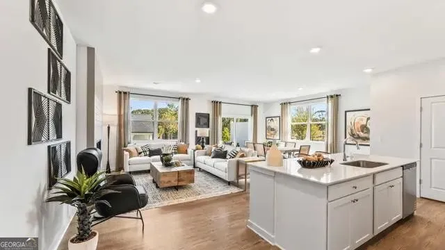 7473 Clover LN Flowery Branch, GA 30542