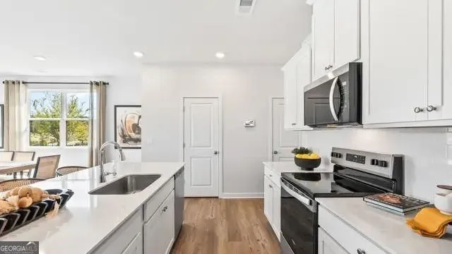 7465 Clover LN Flowery Branch, GA 30542