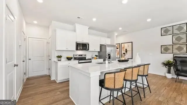 7465 Clover LN Flowery Branch, GA 30542