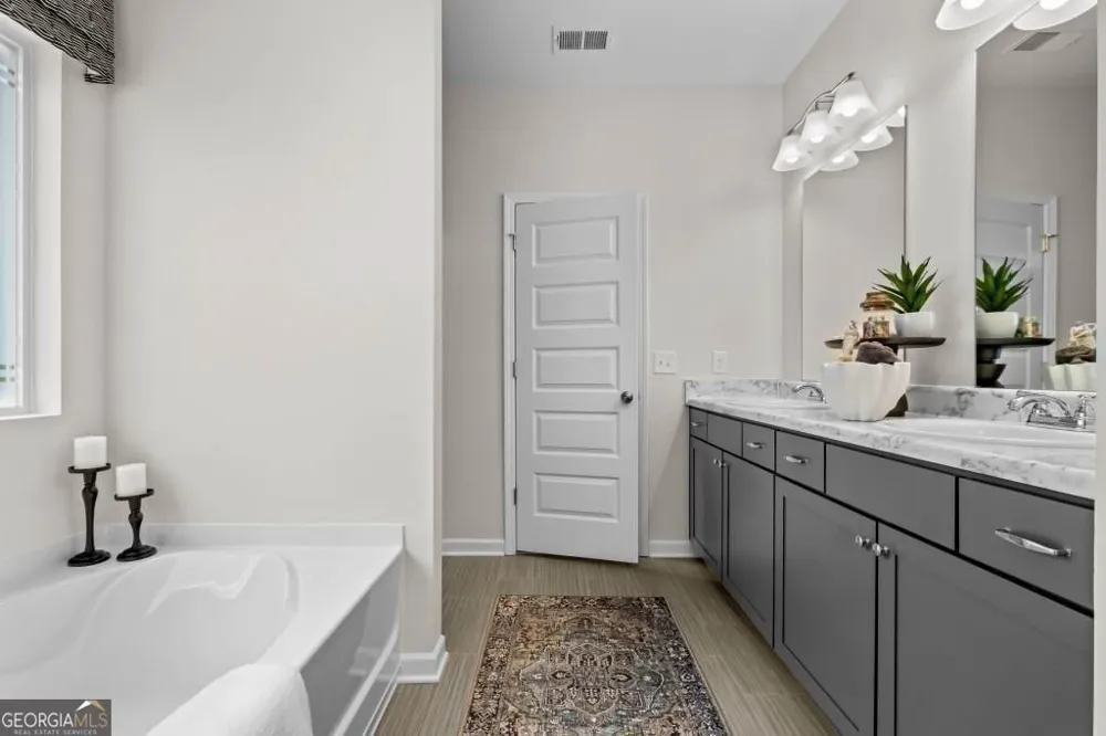 573 Pemberton ST Kingston, GA 30145