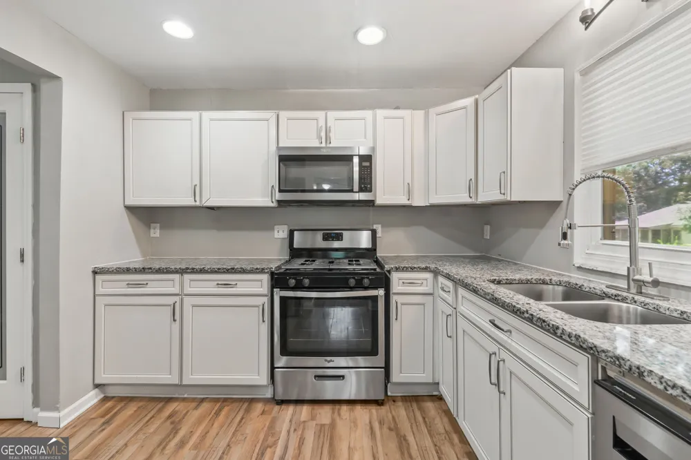 45 Domineck ST Newnan, GA 30263