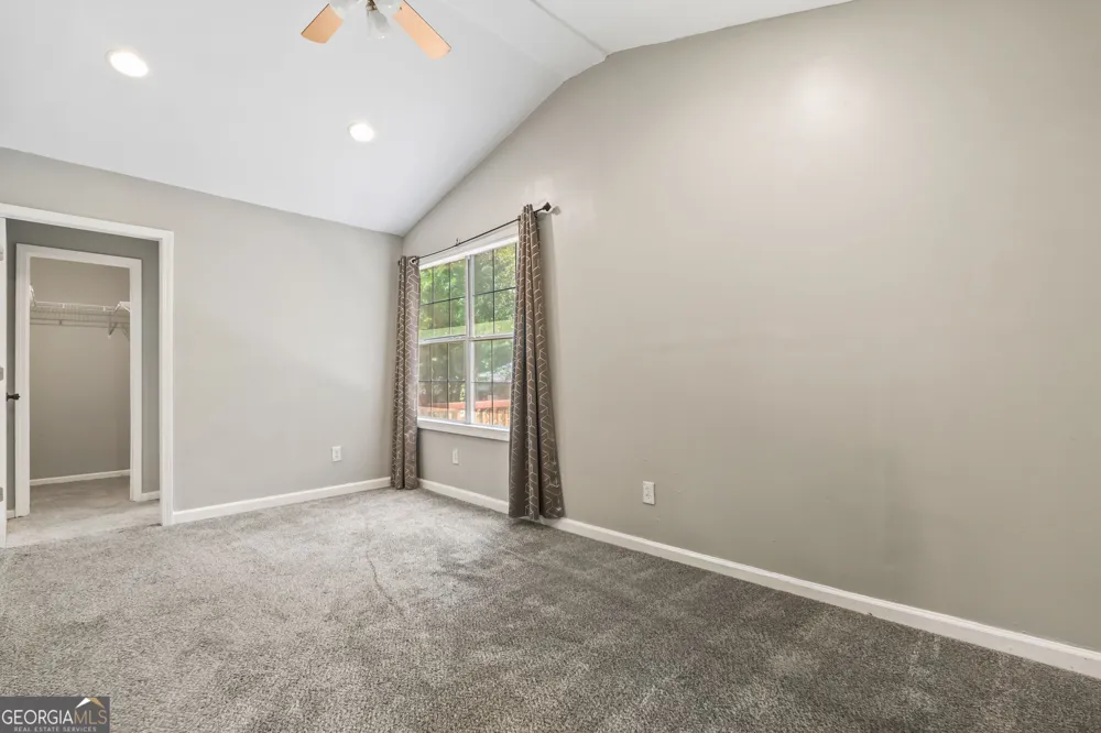 45 Domineck ST Newnan, GA 30263