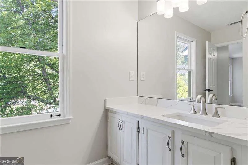 226 Riverview TRL Roswell, GA 30075