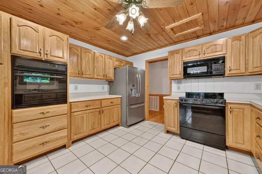 144 The Bluff Morganton, GA 30560