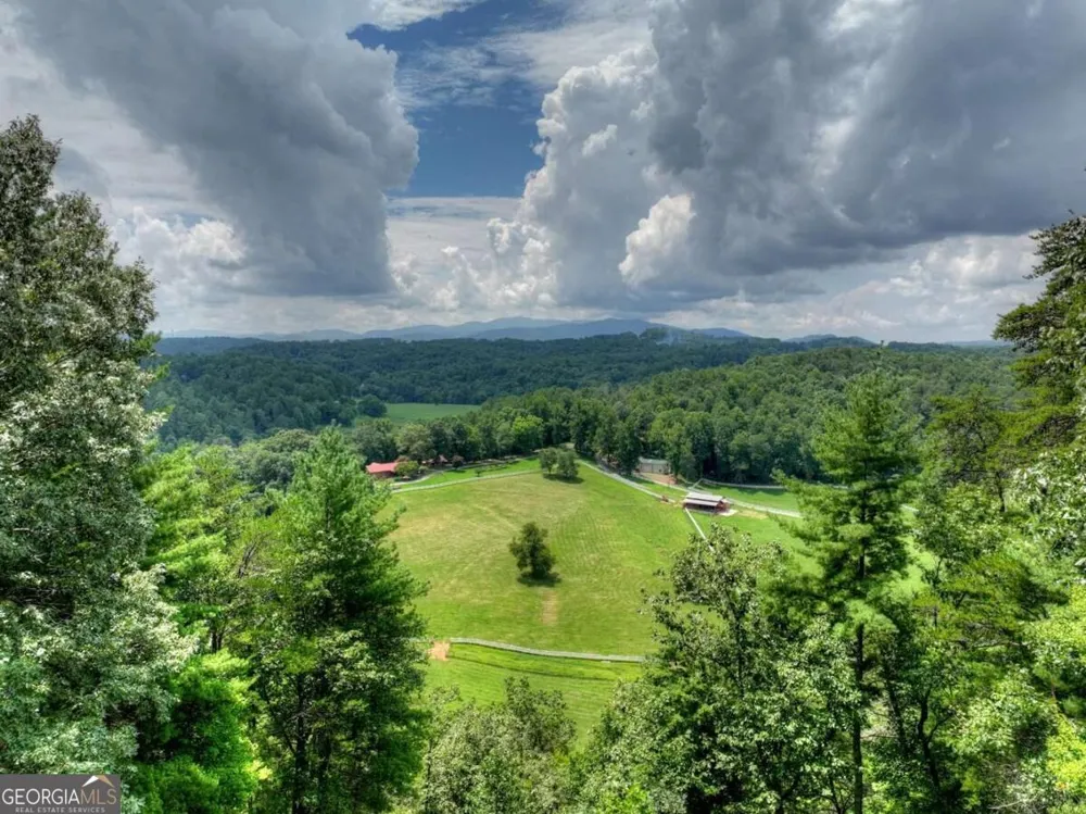144 The Bluff Morganton, GA 30560