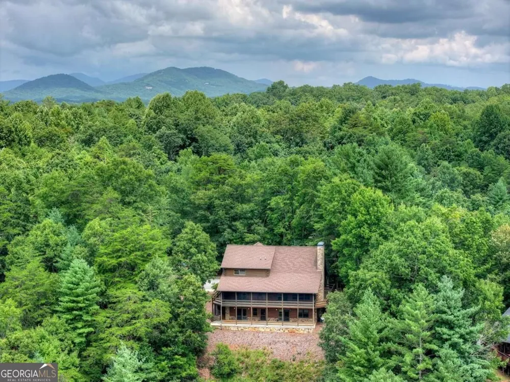 144 The Bluff Morganton, GA 30560