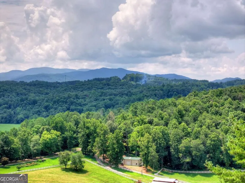 144 The Bluff Morganton, GA 30560