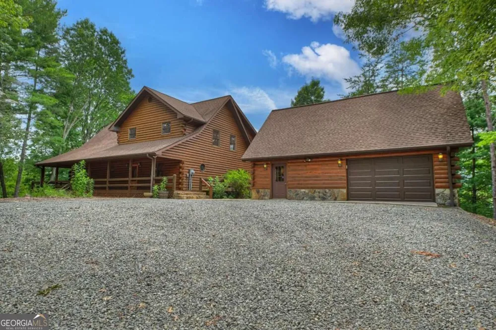 144 The Bluff Morganton, GA 30560