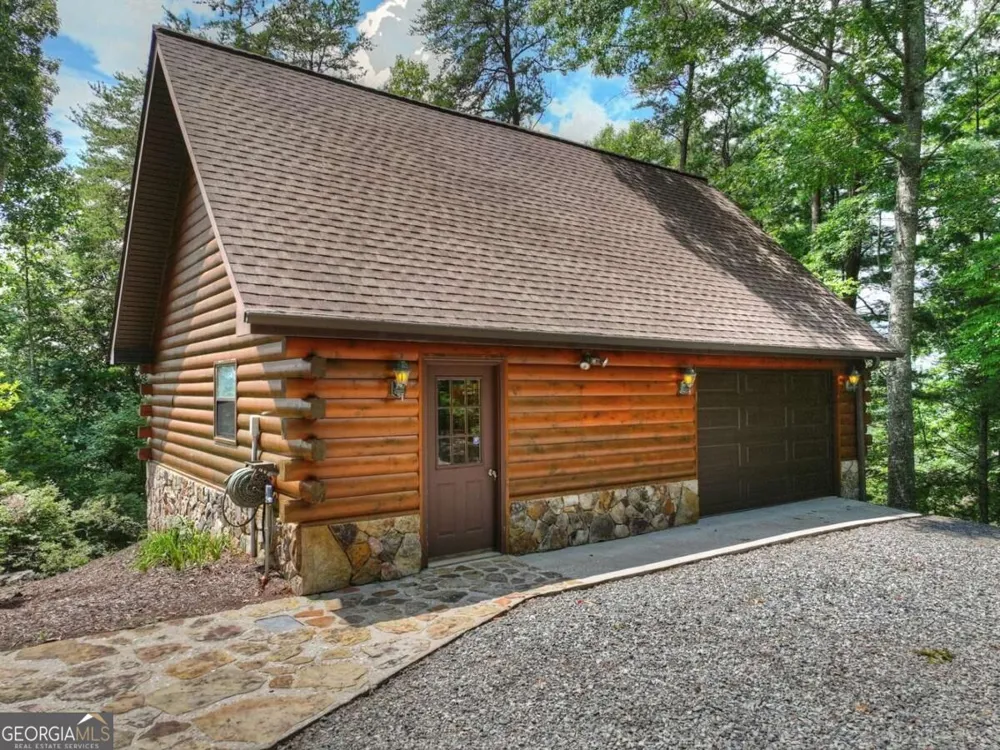 144 The Bluff Morganton, GA 30560