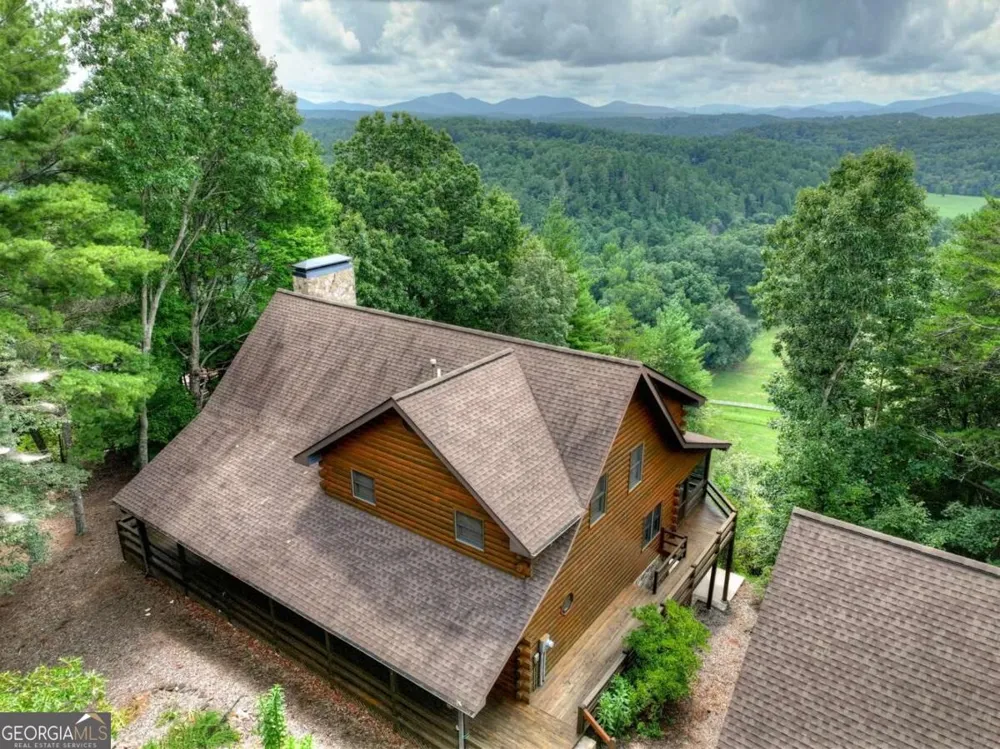 144 The Bluff Morganton, GA 30560