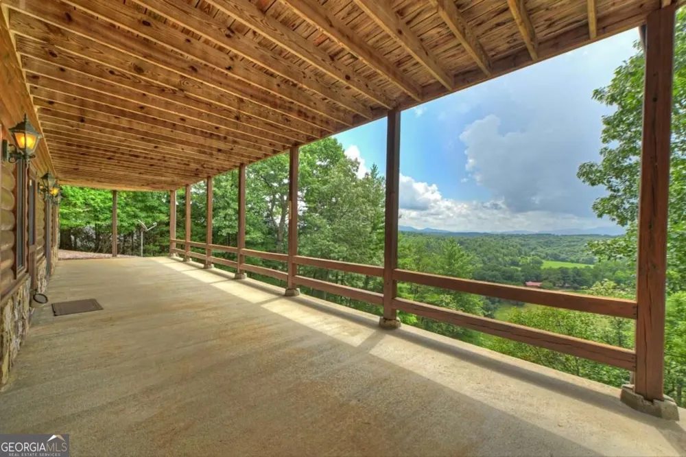 144 The Bluff Morganton, GA 30560