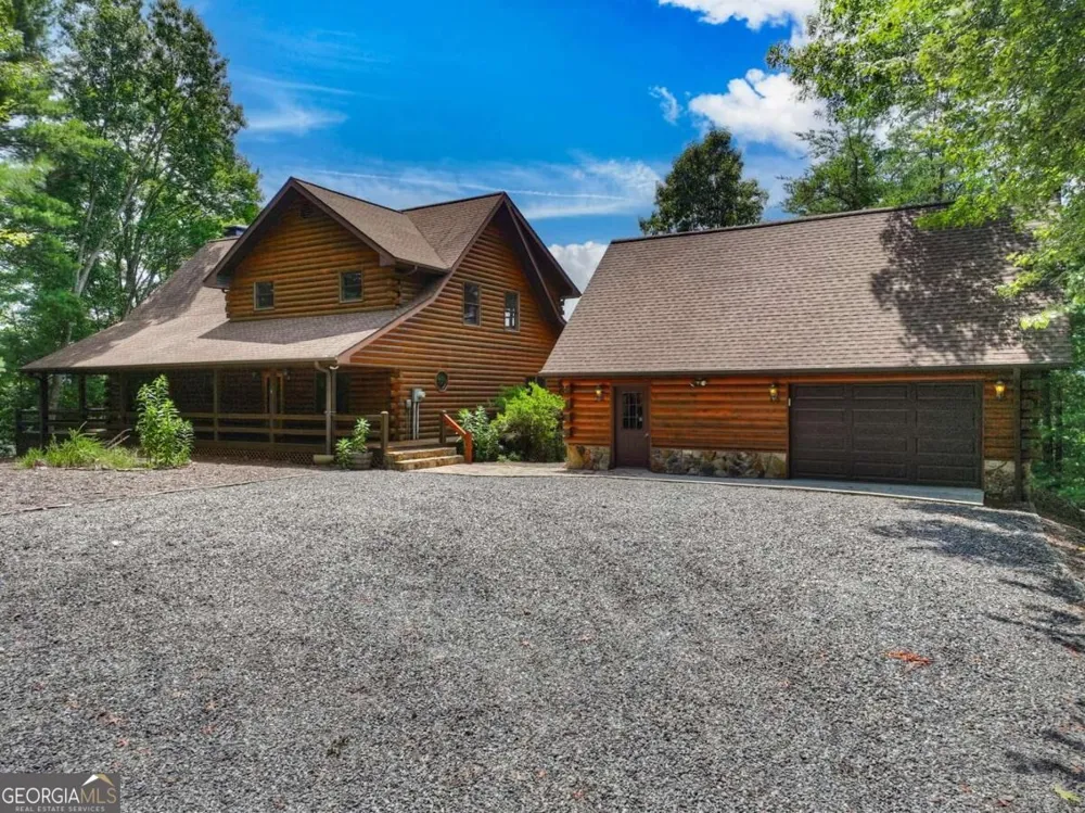 144 The Bluff Morganton, GA 30560