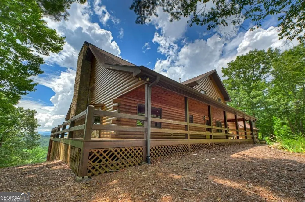 144 The Bluff Morganton, GA 30560