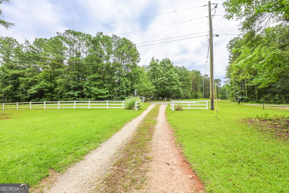 42 Deer Pointe CT LaGrange, GA 30240