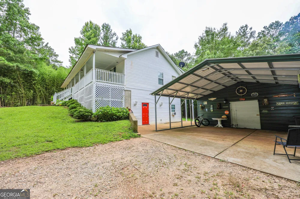 42 Deer Pointe CT LaGrange, GA 30240