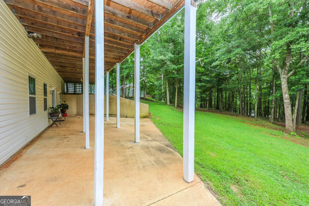 42 Deer Pointe CT LaGrange, GA 30240