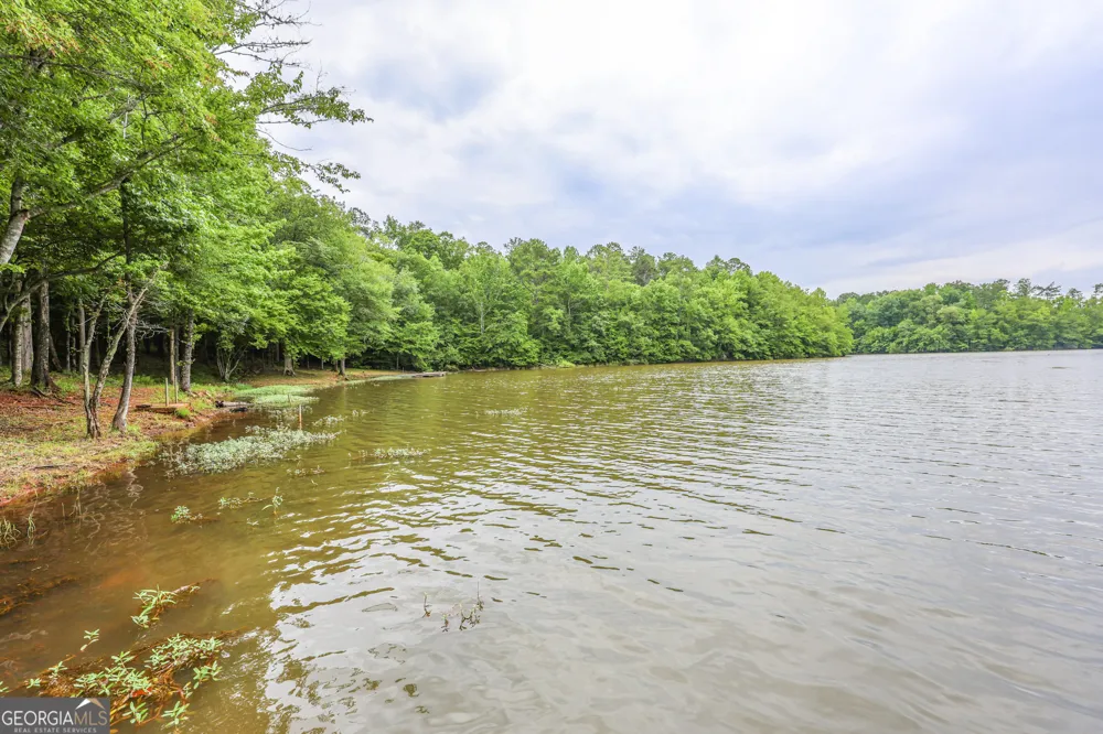 42 Deer Pointe CT LaGrange, GA 30240