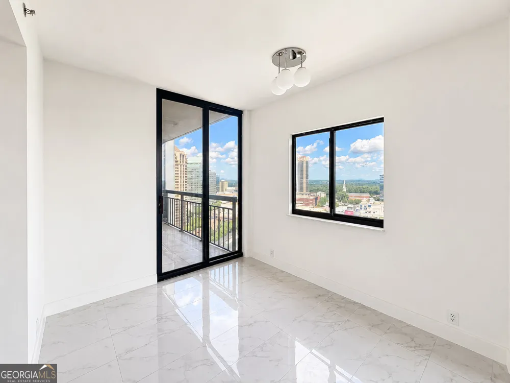 3481 Lakeside DR NE Atlanta, GA 30326