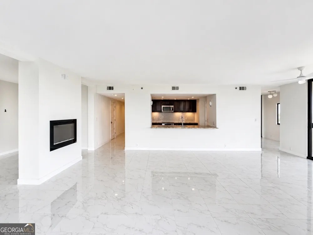 3481 Lakeside DR NE Atlanta, GA 30326