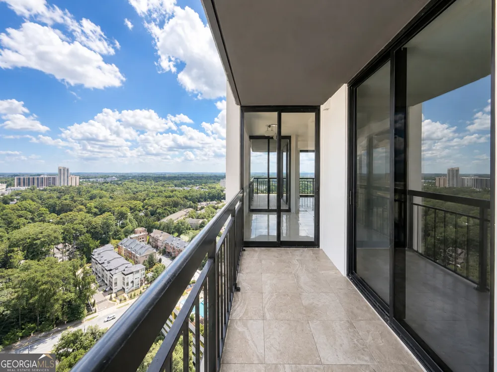 3481 Lakeside DR NE Atlanta, GA 30326