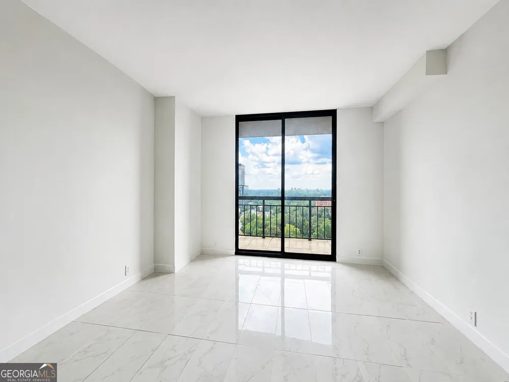 3481 Lakeside DR NE Atlanta, GA 30326