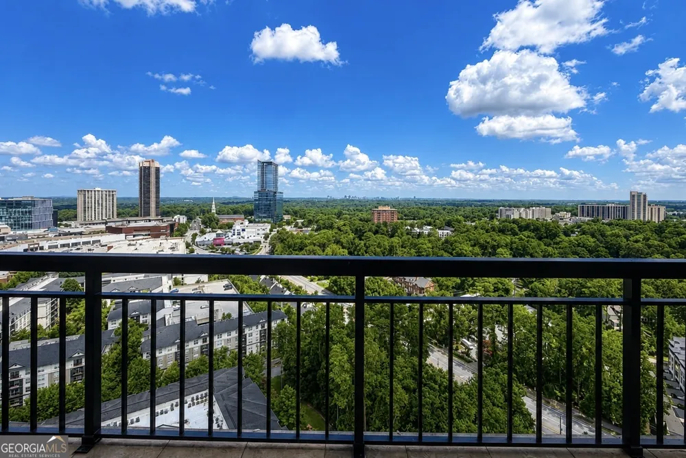 3481 Lakeside DR NE Atlanta, GA 30326