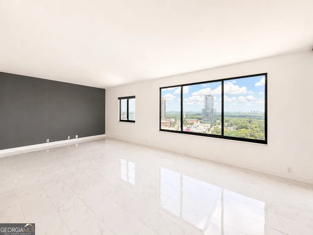 3481 Lakeside DR NE Atlanta, GA 30326