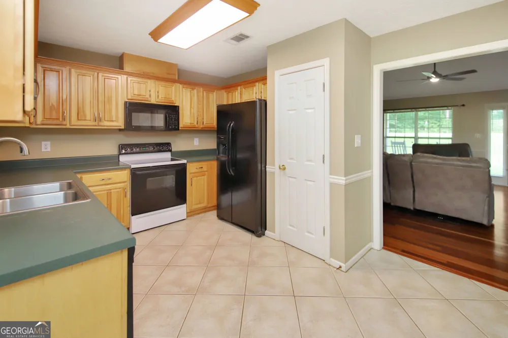 1308 63rd AVE SW Lanett, AL 36863