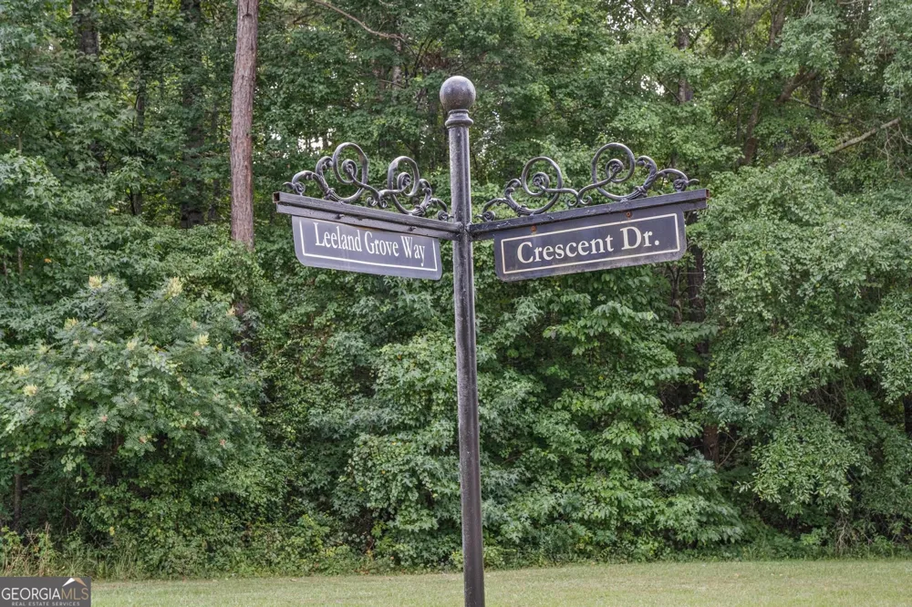 111 Crescent DR Forsyth, GA 31029
