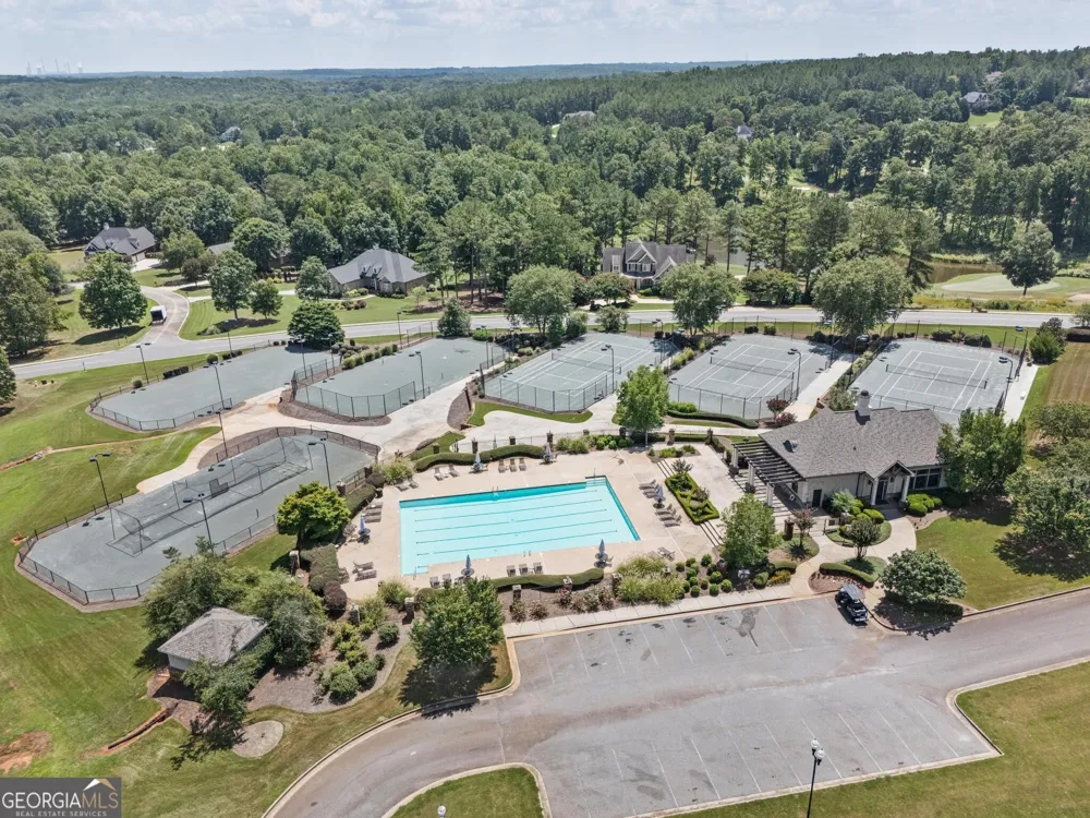 111 Crescent DR Forsyth, GA 31029