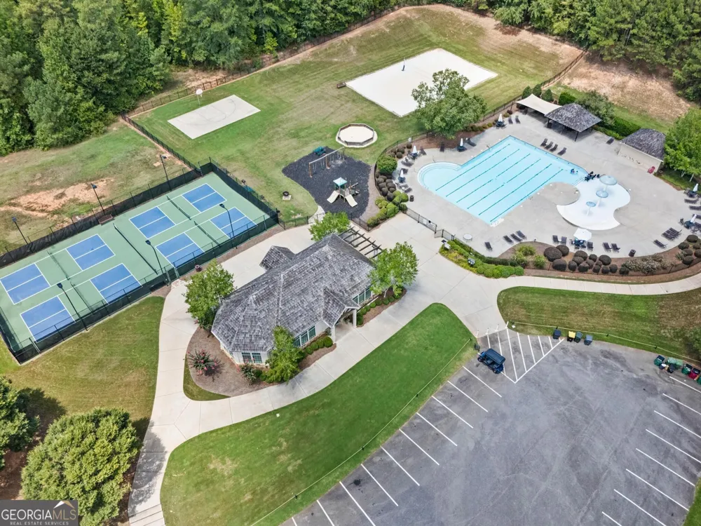 111 Crescent DR Forsyth, GA 31029