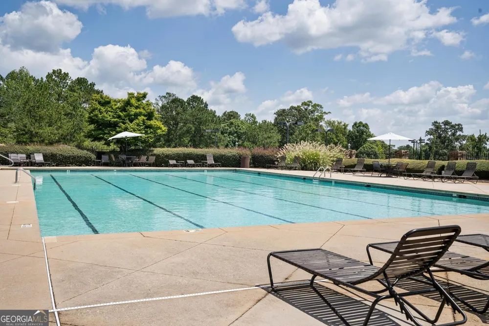 111 Crescent DR Forsyth, GA 31029