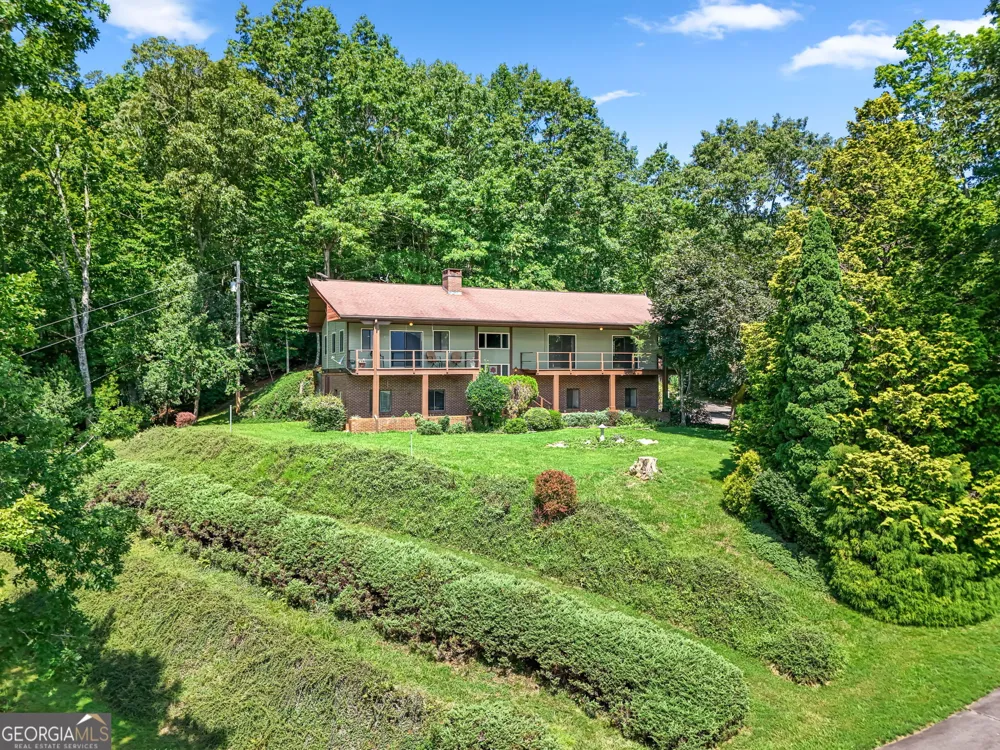 1135 Daves Creek RD Franklin, NC 28734