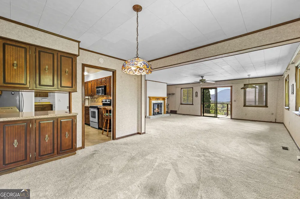 1135 Daves Creek RD Franklin, NC 28734