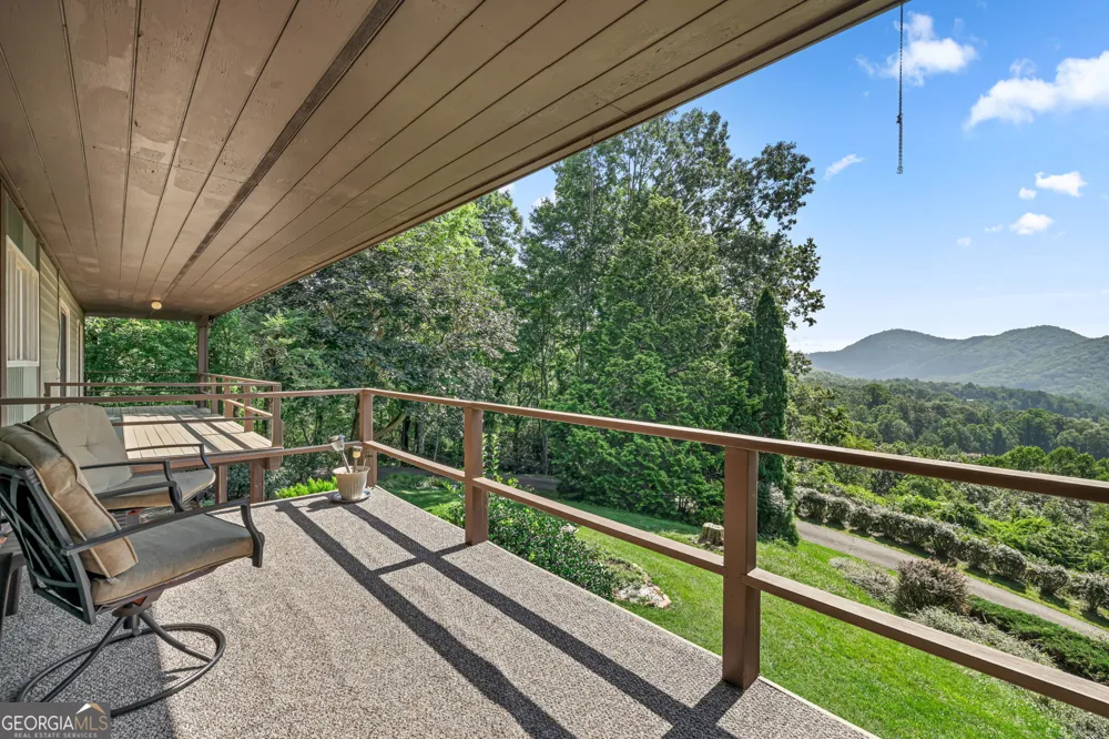 1135 Daves Creek RD Franklin, NC 28734