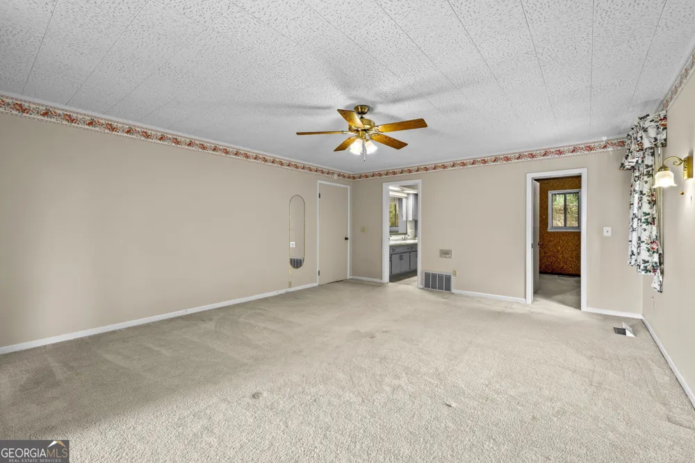1135 Daves Creek RD Franklin, NC 28734