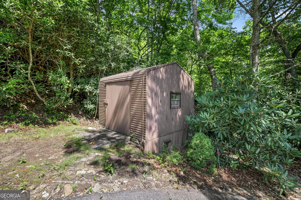 1135 Daves Creek RD Franklin, NC 28734