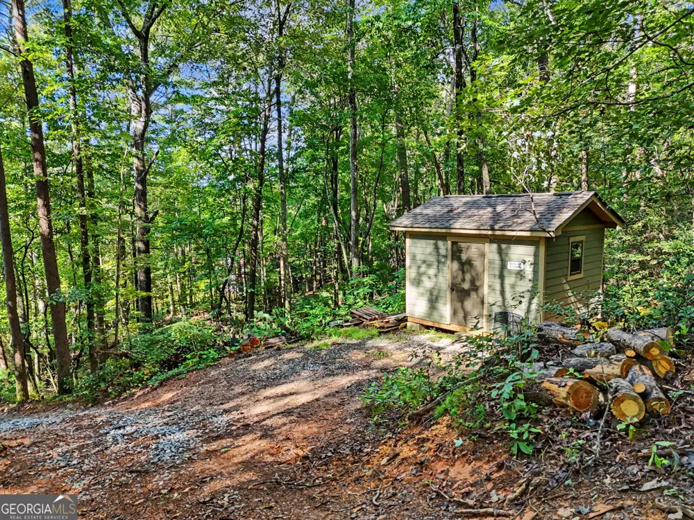 417 Kelly Mountain RD Clarkesville, GA 30523
