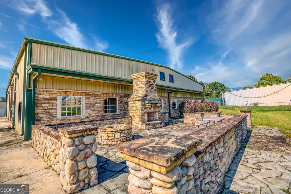 1585 Access RD Covington, GA 30014