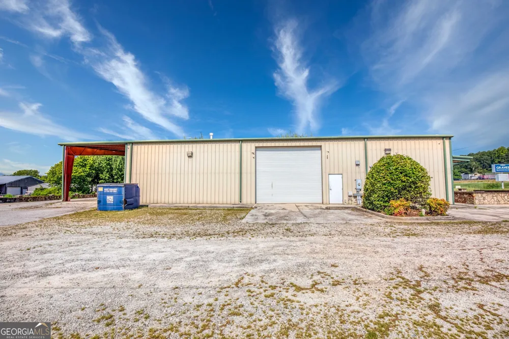 1585 Access RD Covington, GA 30014