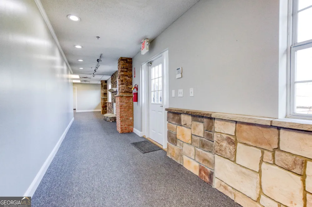 1585 Access RD Covington, GA 30014